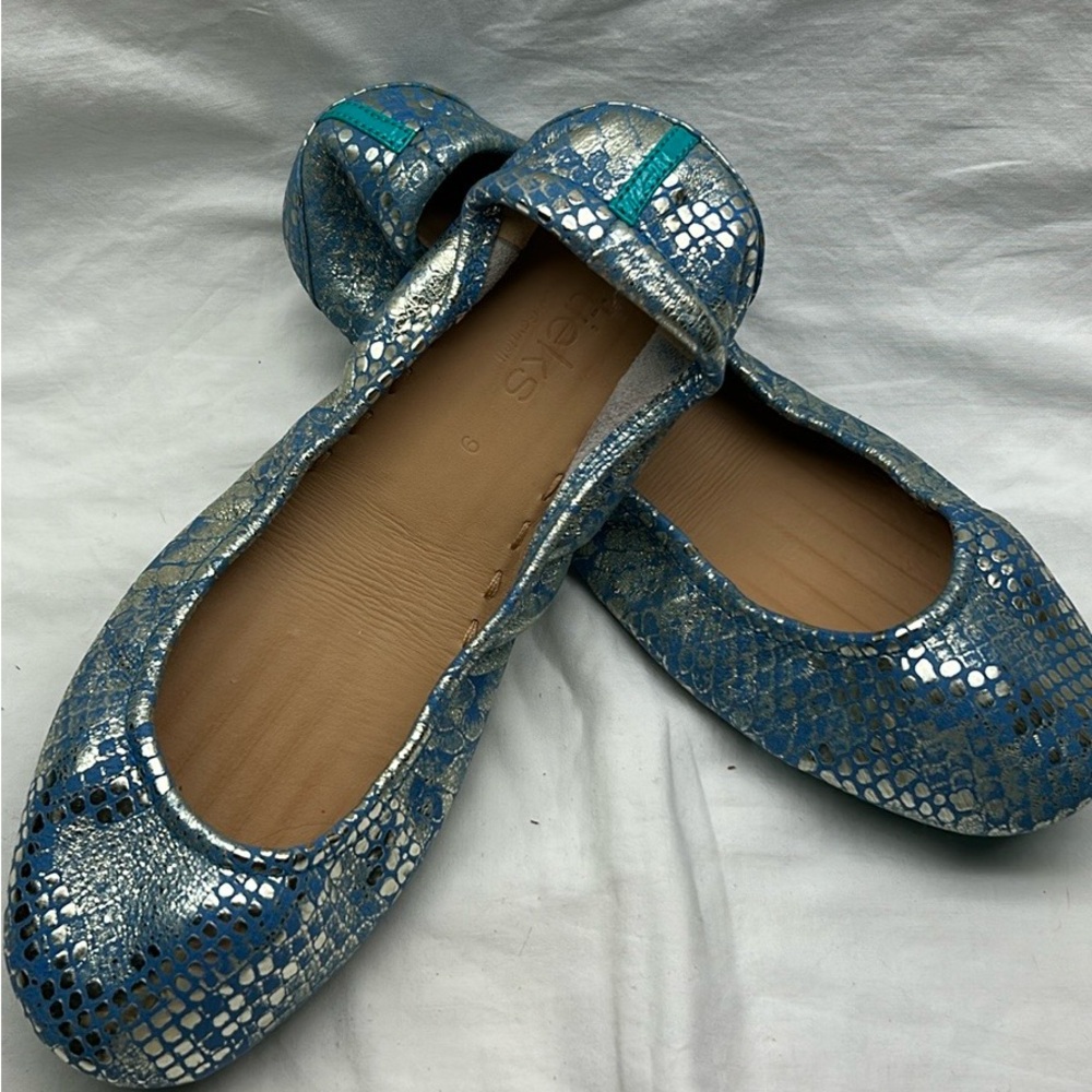 Tieks by Gavrieli Paradise Blue size 9